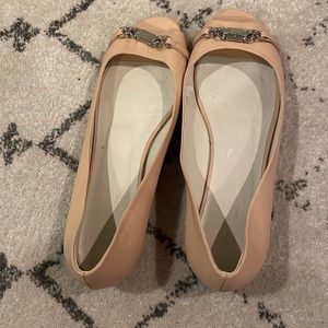 Gucci leather peep toe flats